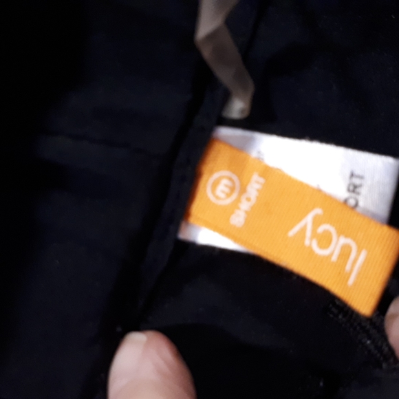 Lucy cropped active pant. Size M - Picture 5 of 6